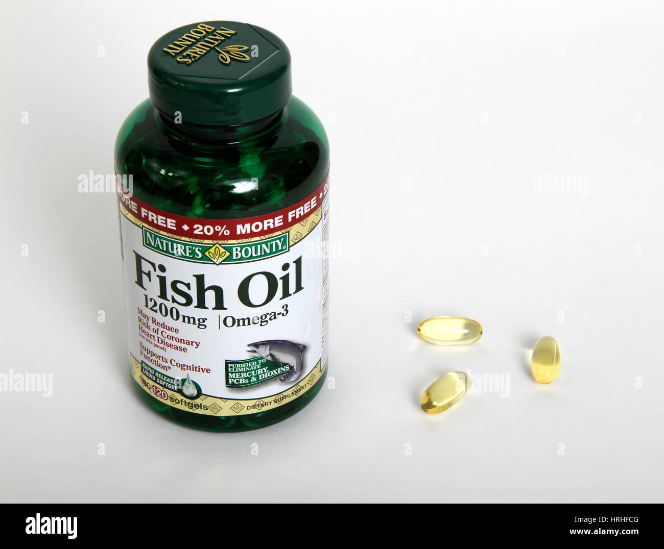 Fish Oil Tablets Stock Photo Alamy