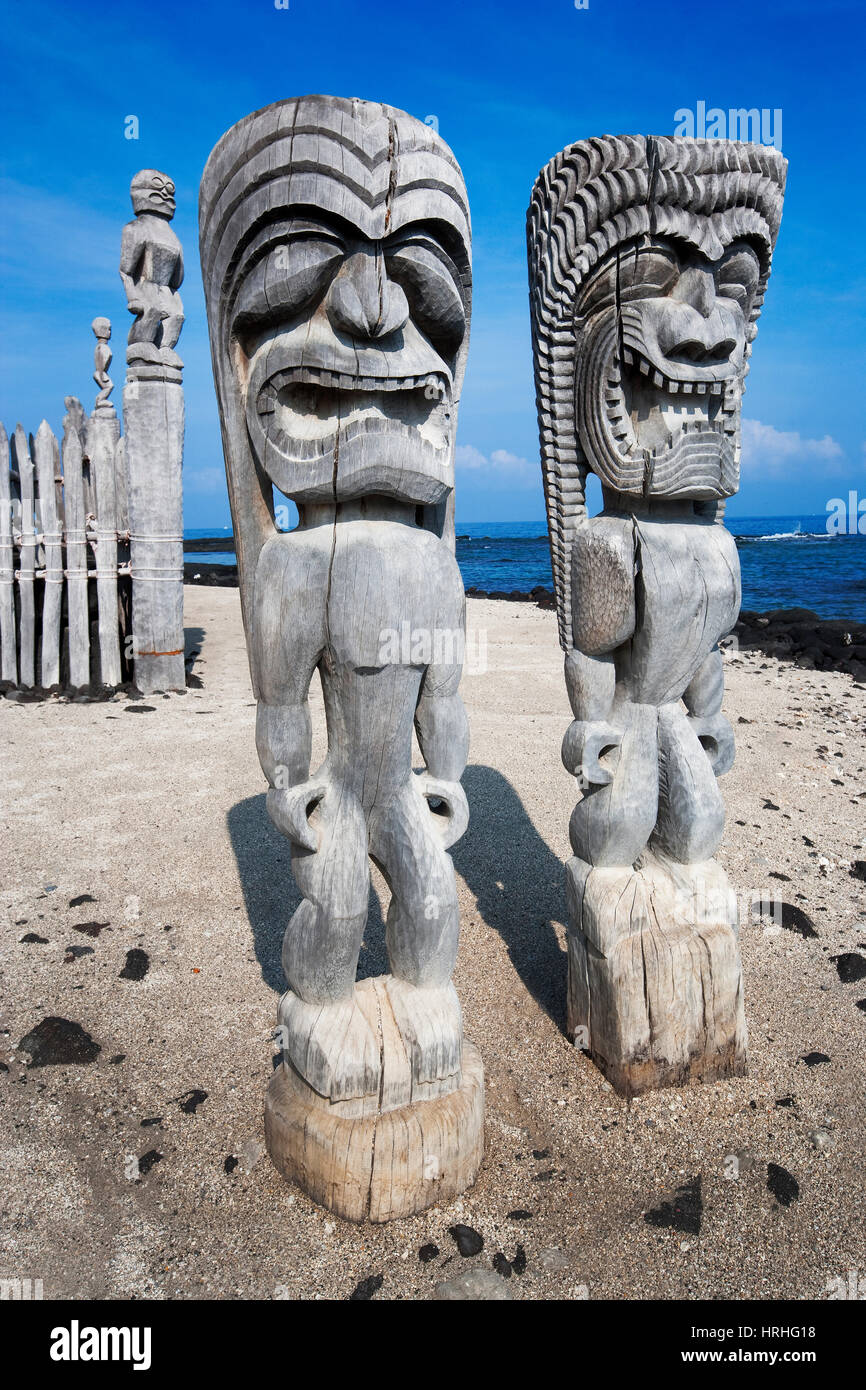 Wooden Tiki at Pu'uhonua o Honaunau, Big Island, Hawaii, USA Stock
