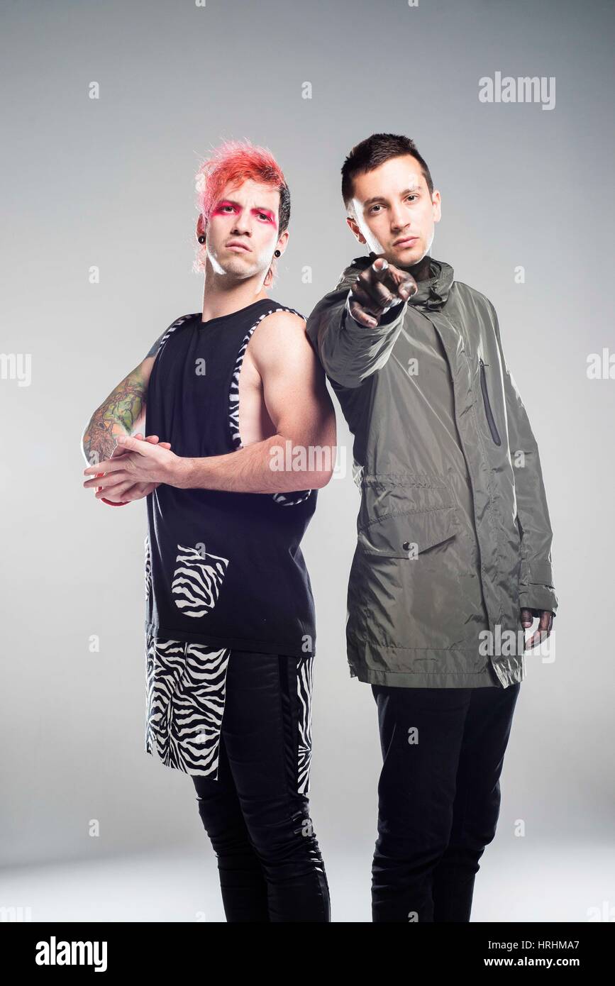 Tyler Joseph Y Josh Twenty One Pilots Drops New Music Video For