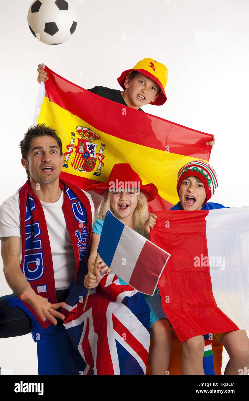 Football fans from verscheidenen countries, Fussballfans aus verschiedenen Laendern mit Fahne