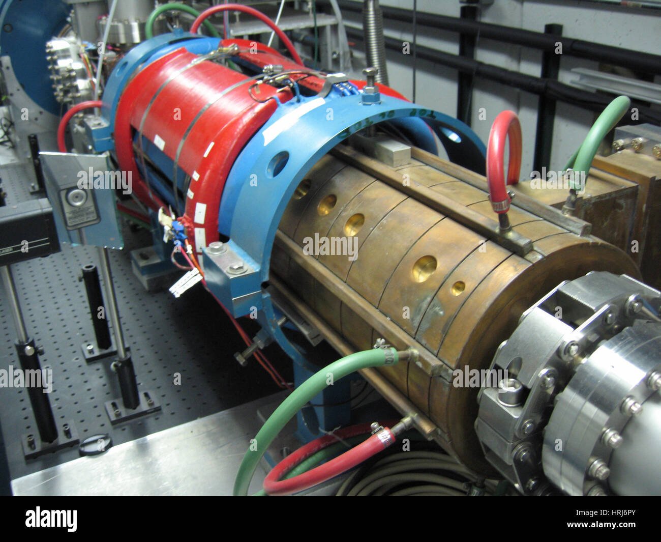Argonne wakefield accelerator hires stock photography and images Alamy