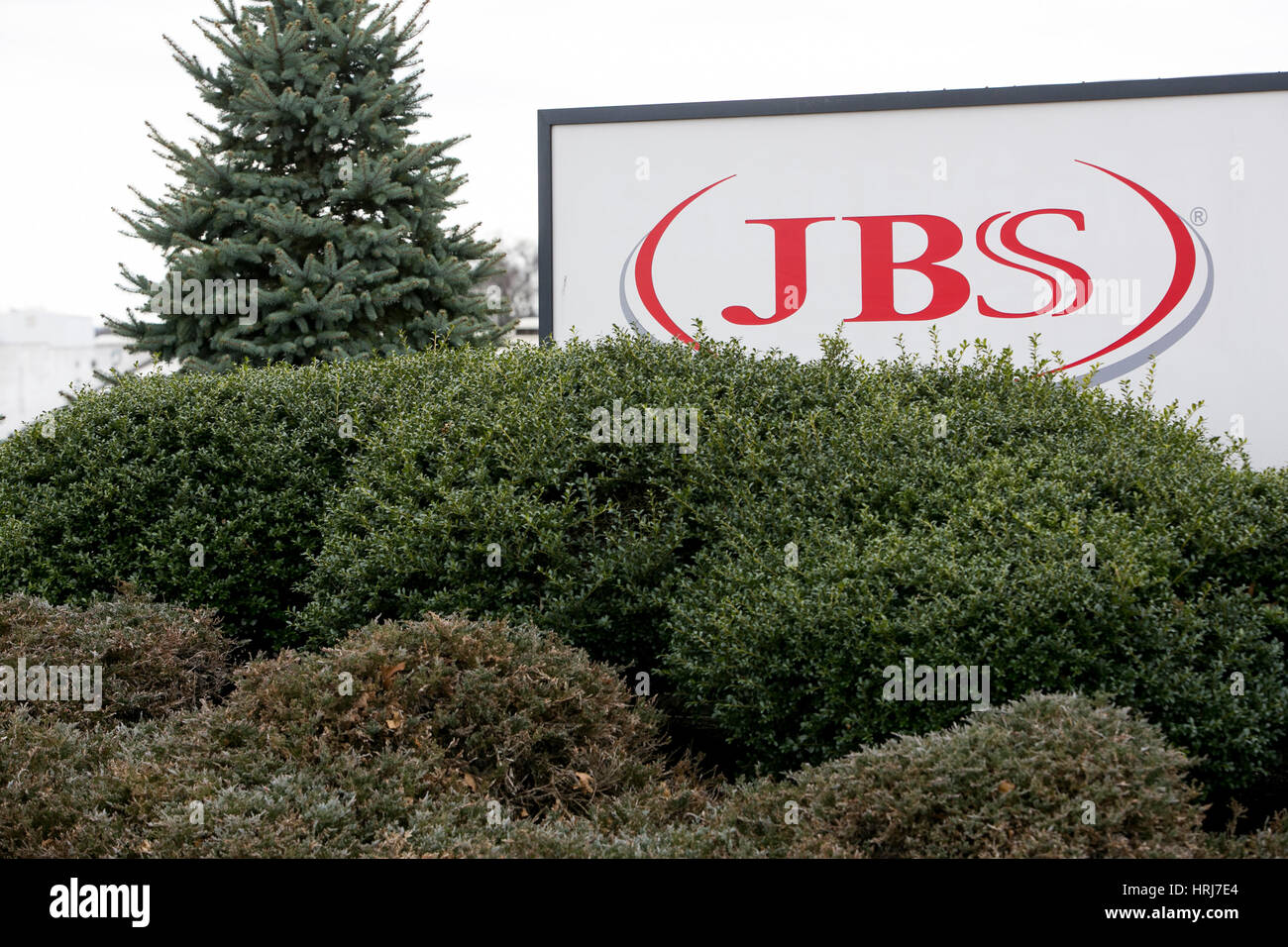 Jbs meat processing plant hires stock photography and images Alamy