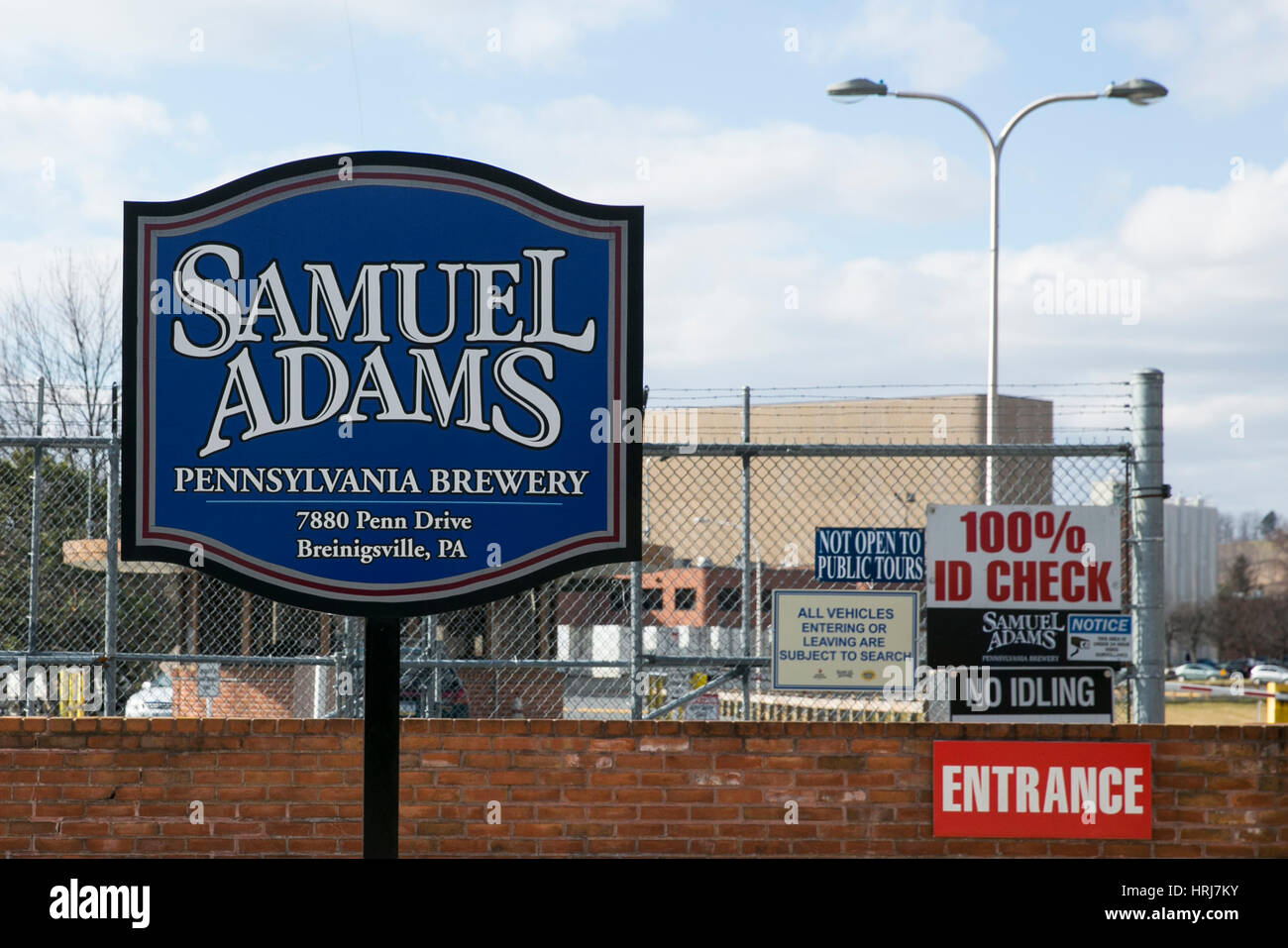 A logo sign outside of the Samuel Adams Pennsylvania Brewery in  Breinigsville, Pennsylvania on February 26, 2017 Stock Photo - Alamy