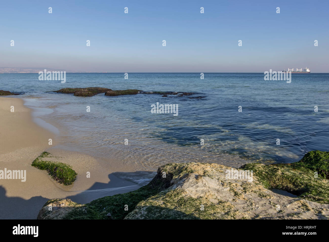 Beautiful view rocky beach calm hi-res stock photography and images - Alamy