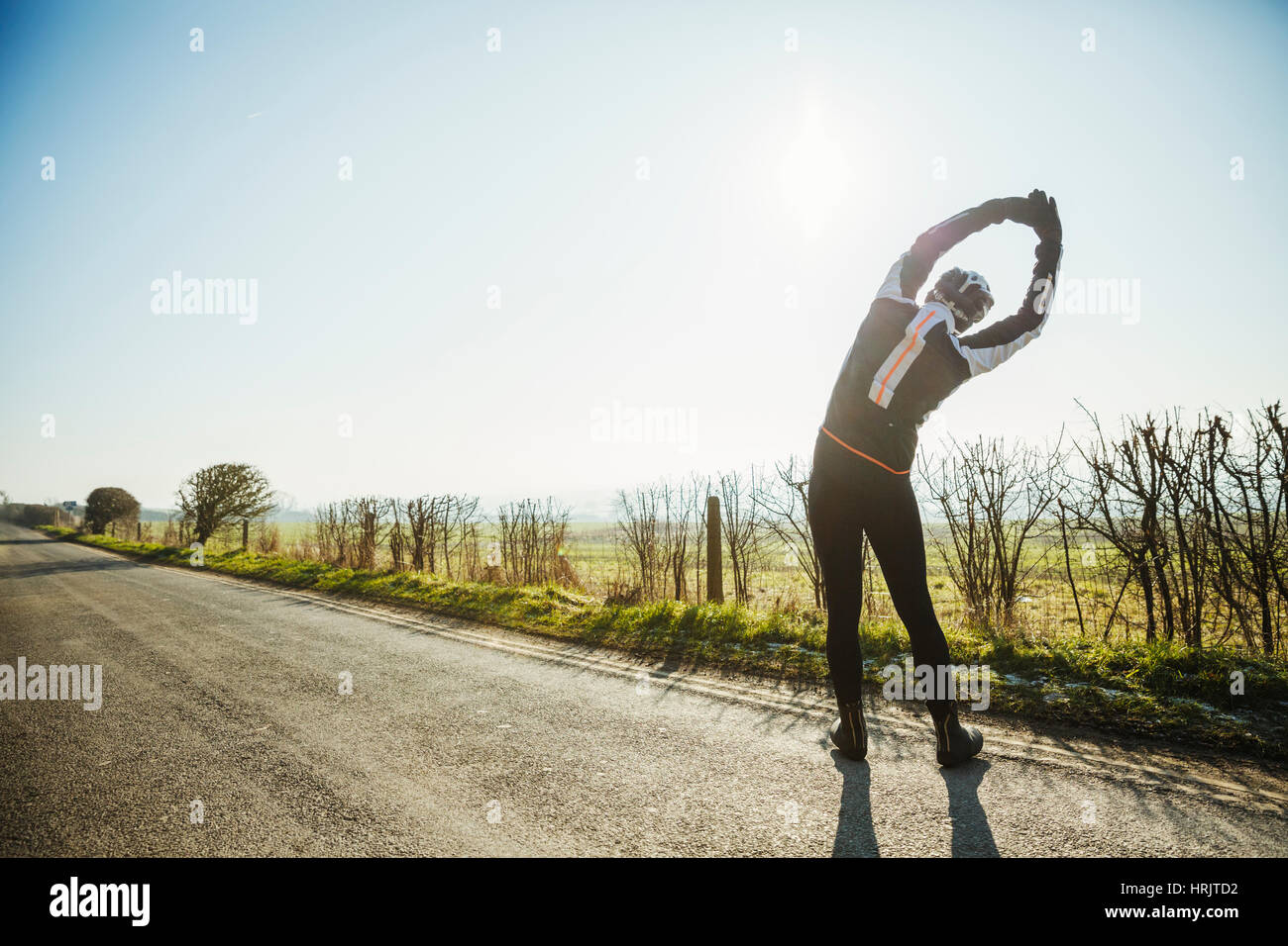 Leaning sideways hires stock photography and images Alamy