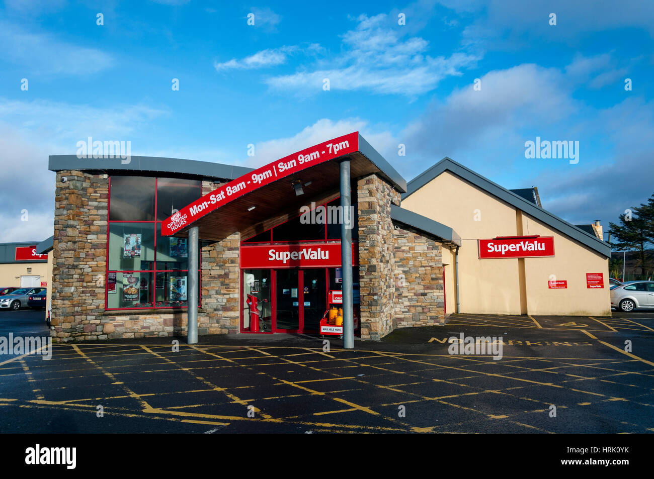 Frontage of SuperValu shop store in Dungloe, County Donegal, Ireland Stock Photo