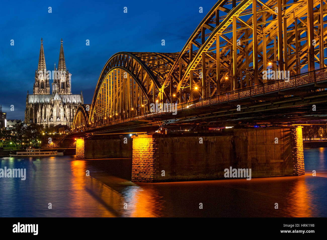 Cologne Cathedral, Hohenzollern Bridge, River Rhine, Historic centre, Night Scene, Cologne, North Rhine-Westphalia, Germany Stock Photo