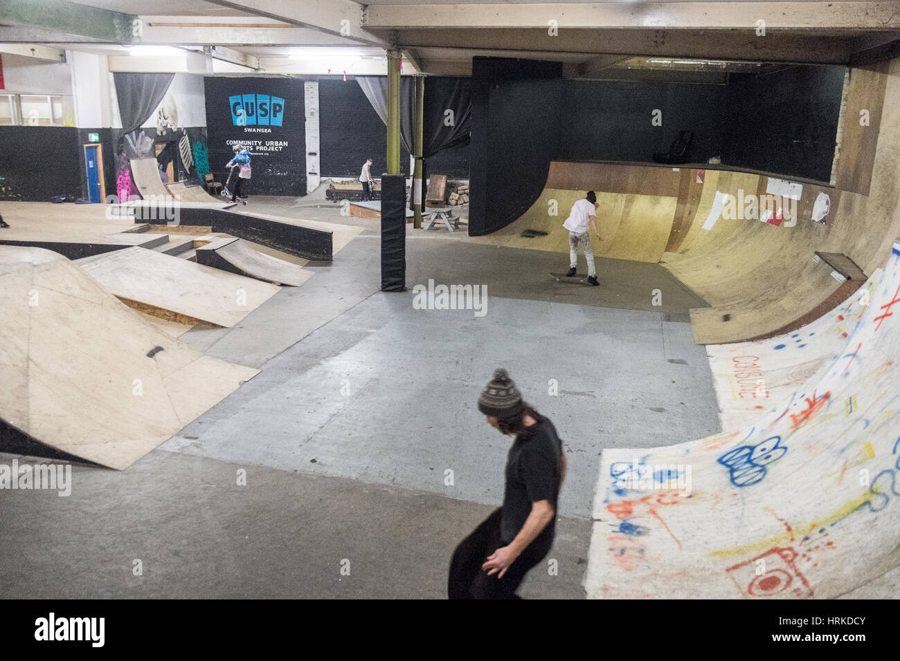 Cartoon skateboard hi-res stock photography and images - Alamy