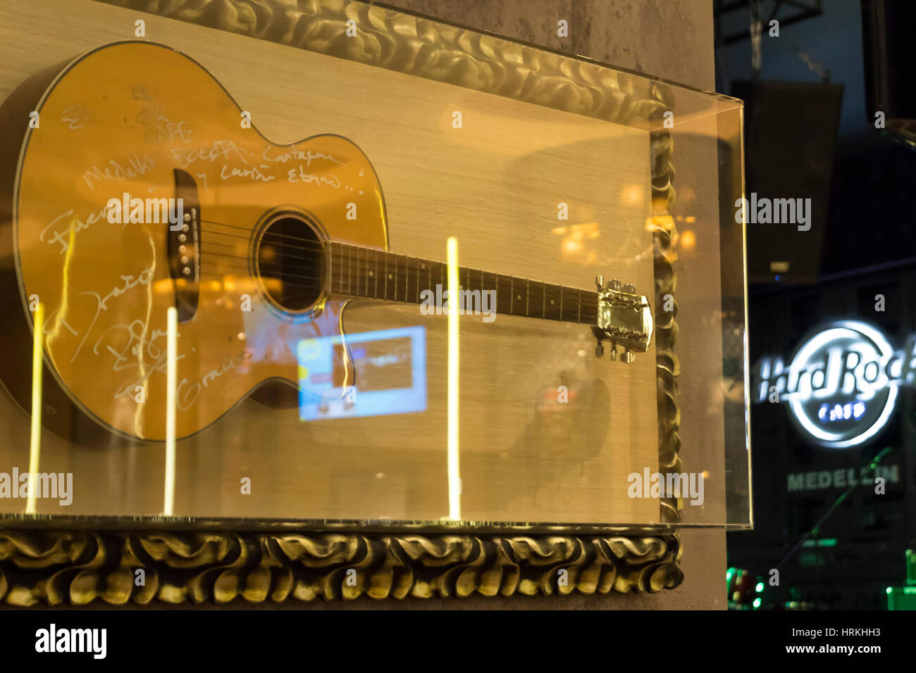 Medellin guitar company deals