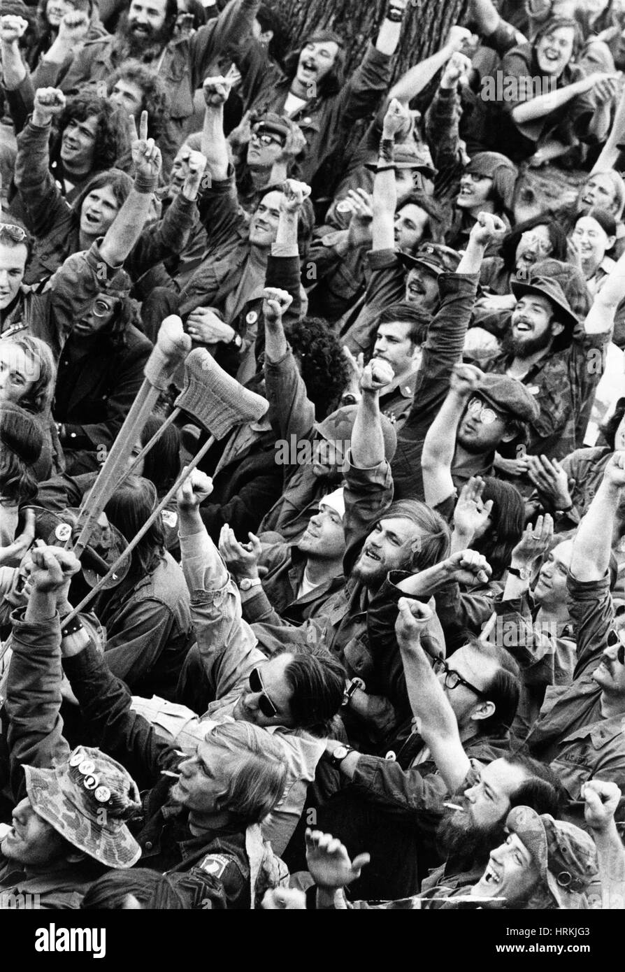 Vietnam veterans Black and White Stock Photos & Images - Alamy