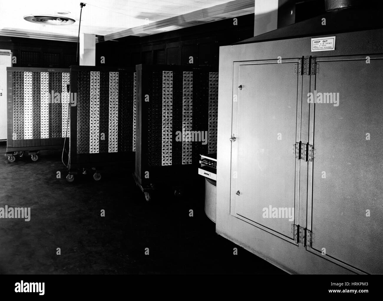 Eniac hi-res stock photography and images - Alamy