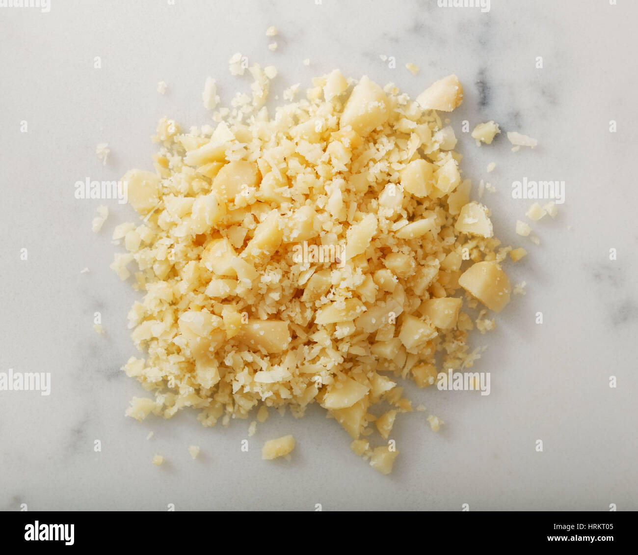 Chopped macadamia nuts hires stock photography and images Alamy