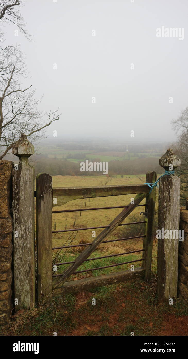 Wooden farm gate hi-res stock photography and images - Alamy