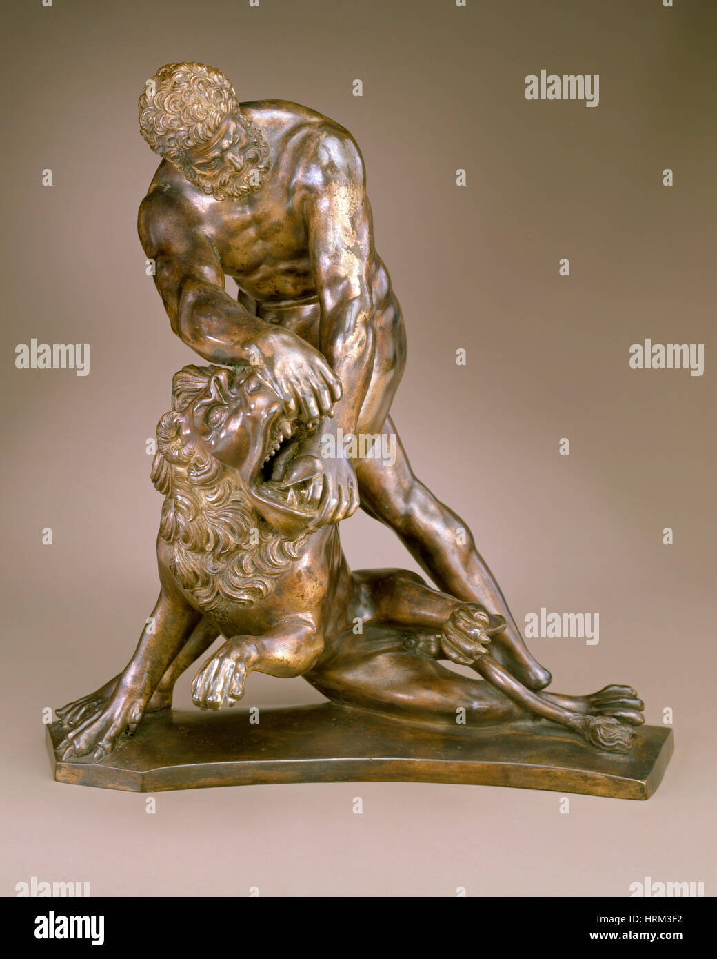With sculpture of hercules hi-res stock photography and images - Alamy
