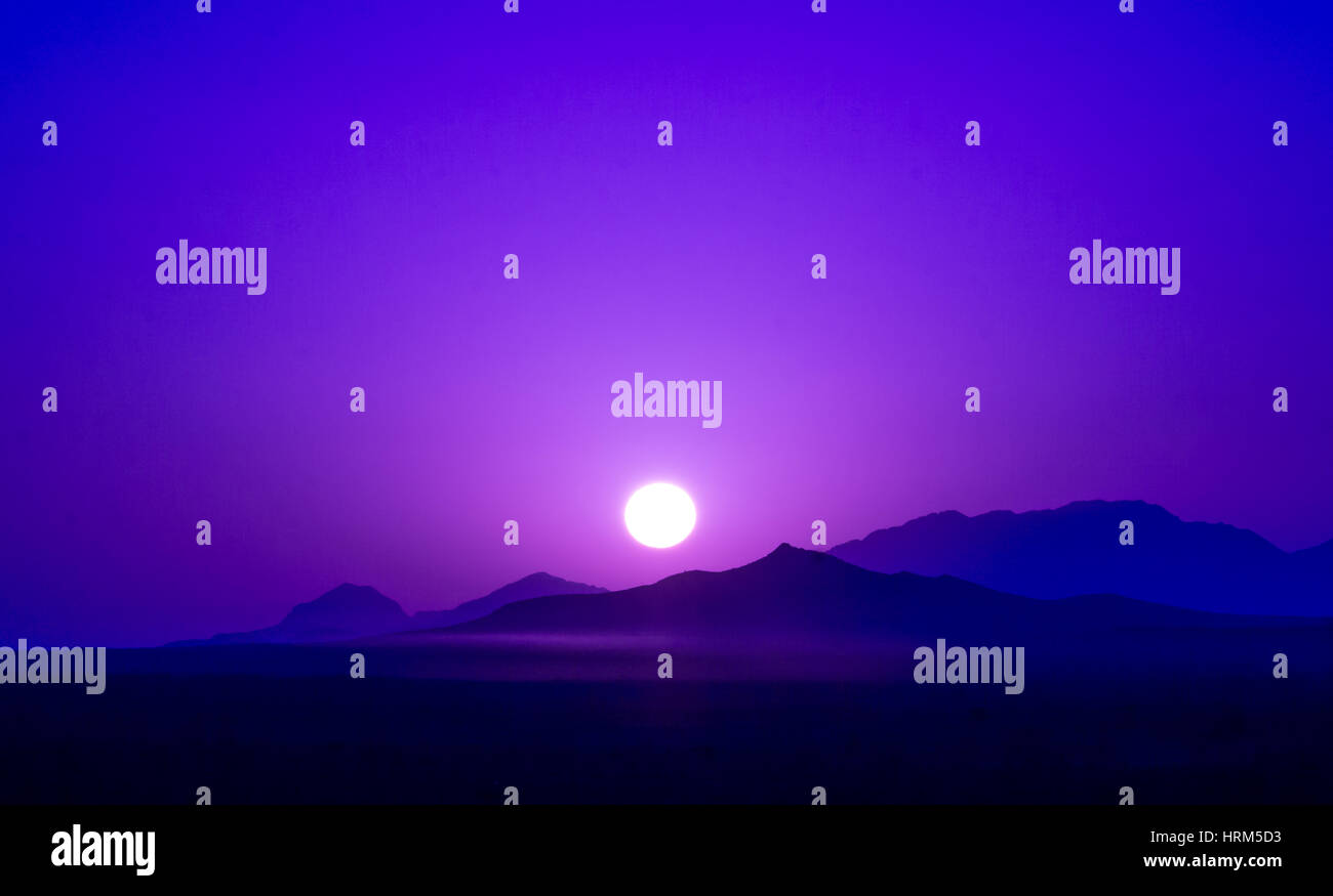 Purple sunrise hi-res stock photography and images - Alamy