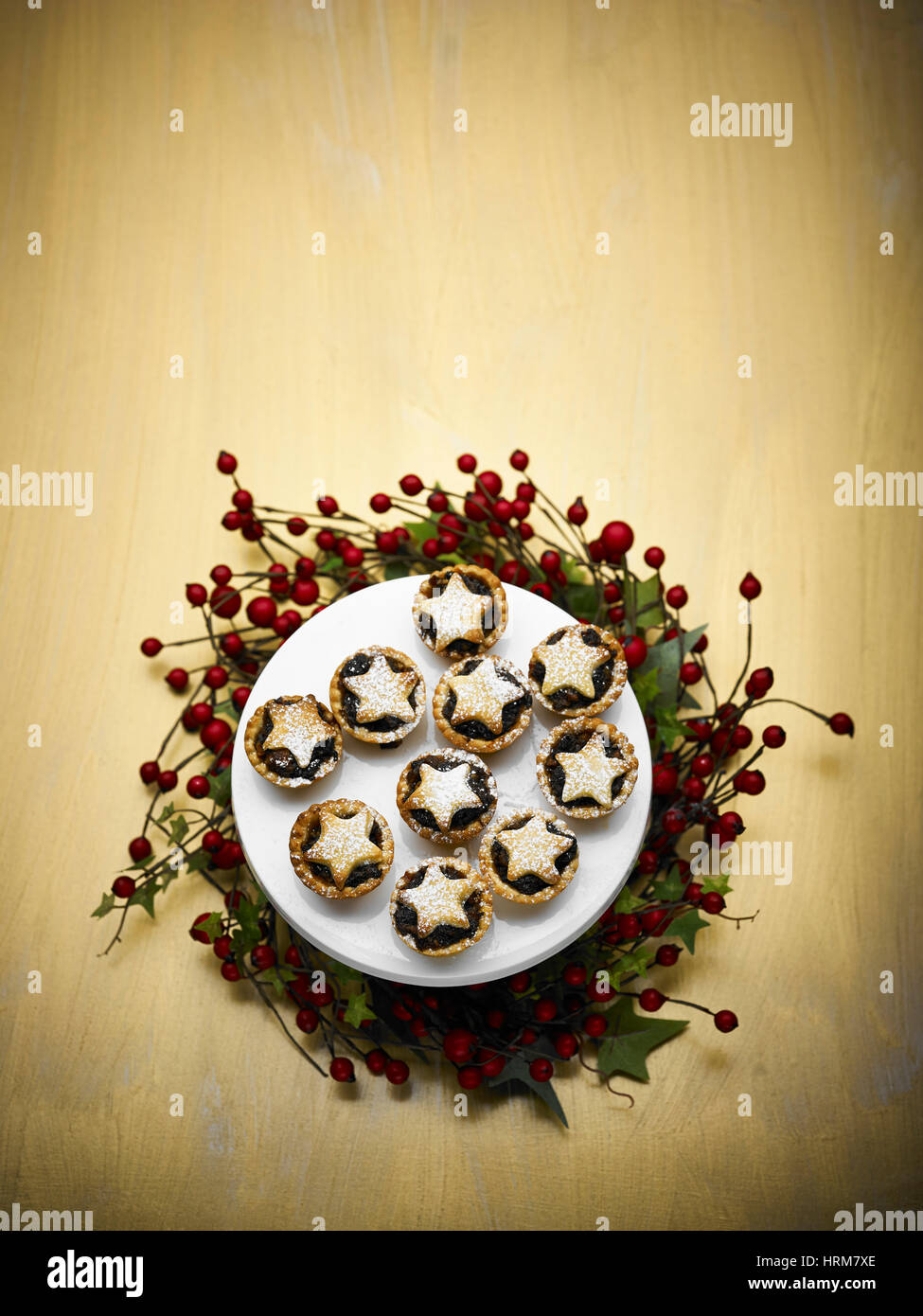 Homemade fruit chrismas Mince pies Stock Photo - Alamy