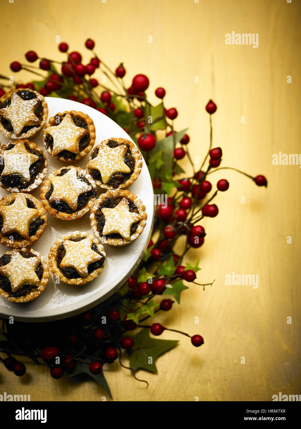 Homemade fruit chrismas Mince pies Stock Photo - Alamy