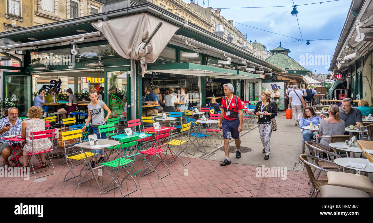 Austria, Vienna, cafe at Naschmarkt, Vienna's most popular market Stock