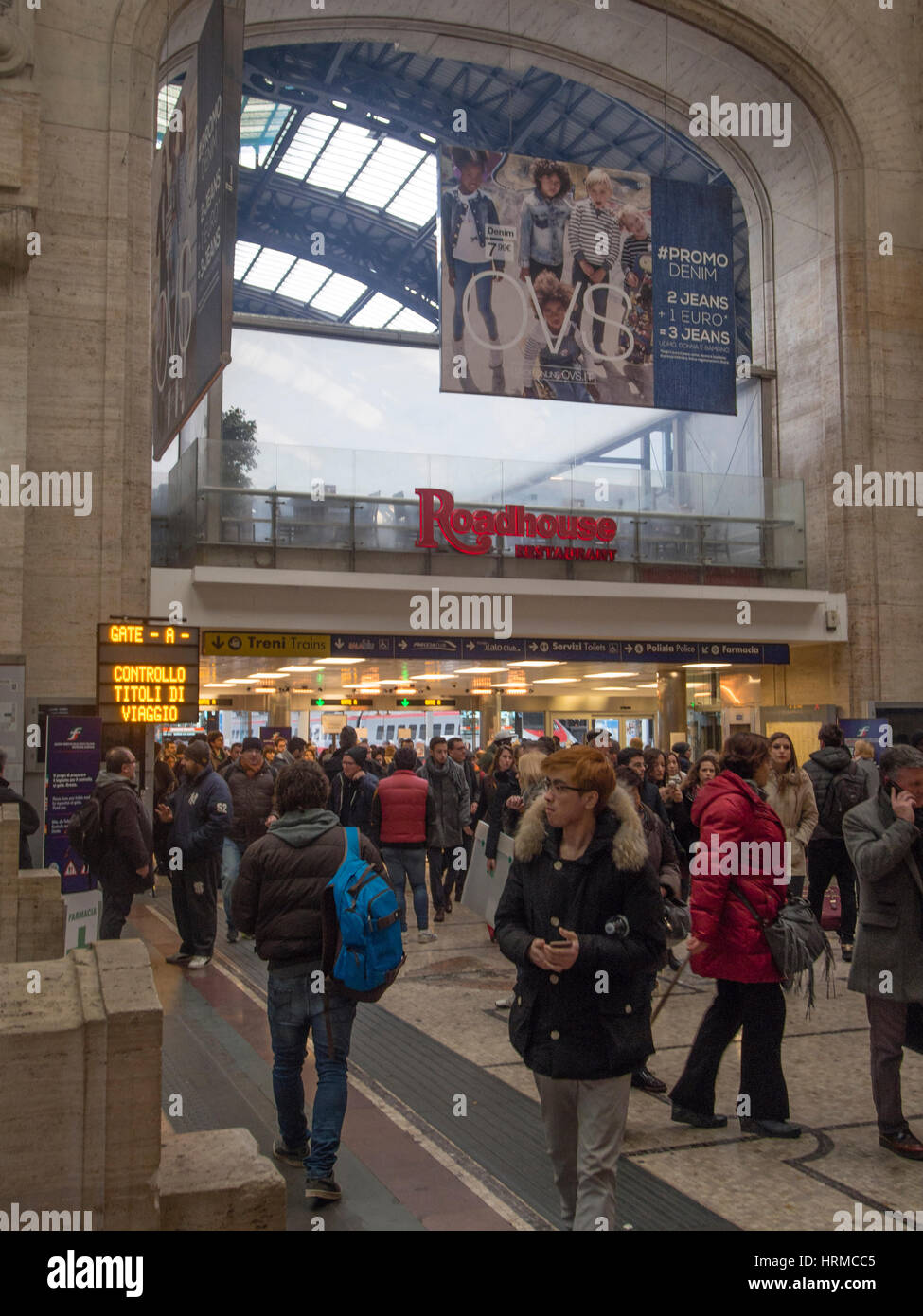 Commuters at Milando Centrale Station during Milano Fashion Week Stock ...