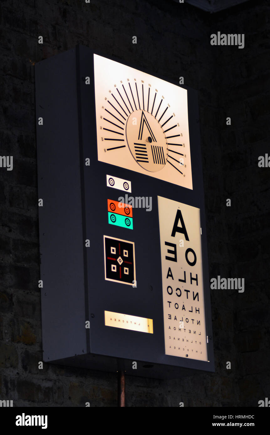 Visual aid hi-res stock photography and images - Alamy