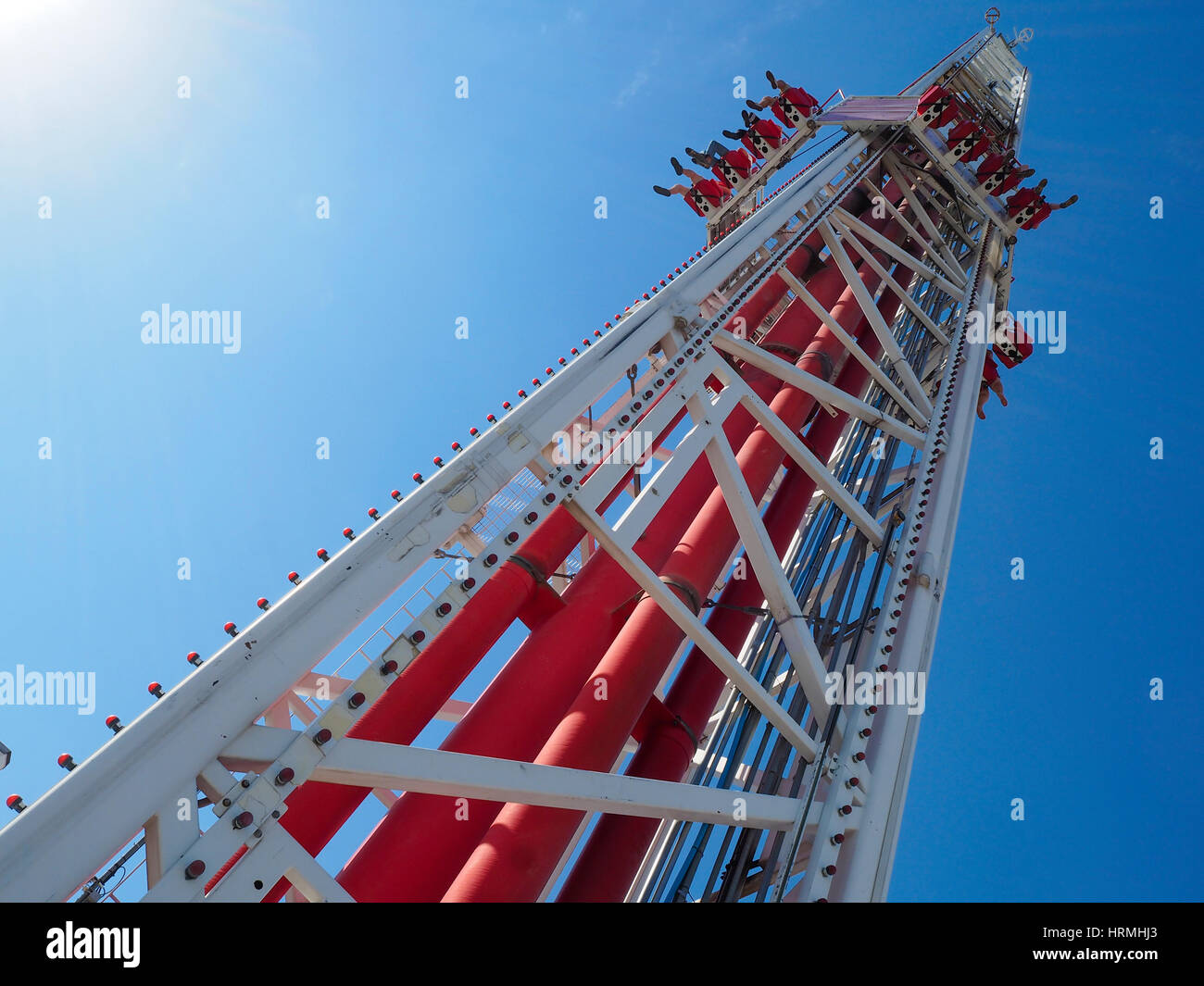 Thrill ride 'Big Shot' on top of the Las Vegas Stratosphere tower (1149 ft/350m), the tallest freestanding observation tower of the US. Stock Photo