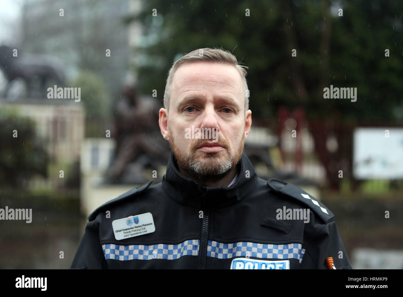 Chief Inspector Henry Parsons at Reading Crown Court where Lewis Stratford has been jailed for three years and eight months for causing the death of Gavin Roberts by dangerous driving while using his mobile phone. Stock Photo