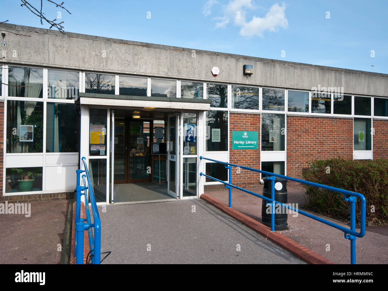 Library doors hi-res stock photography and images - Alamy