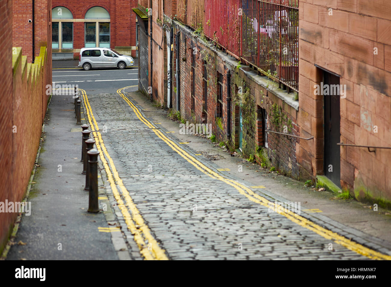 Narrow street in Glasgows Stock Photo