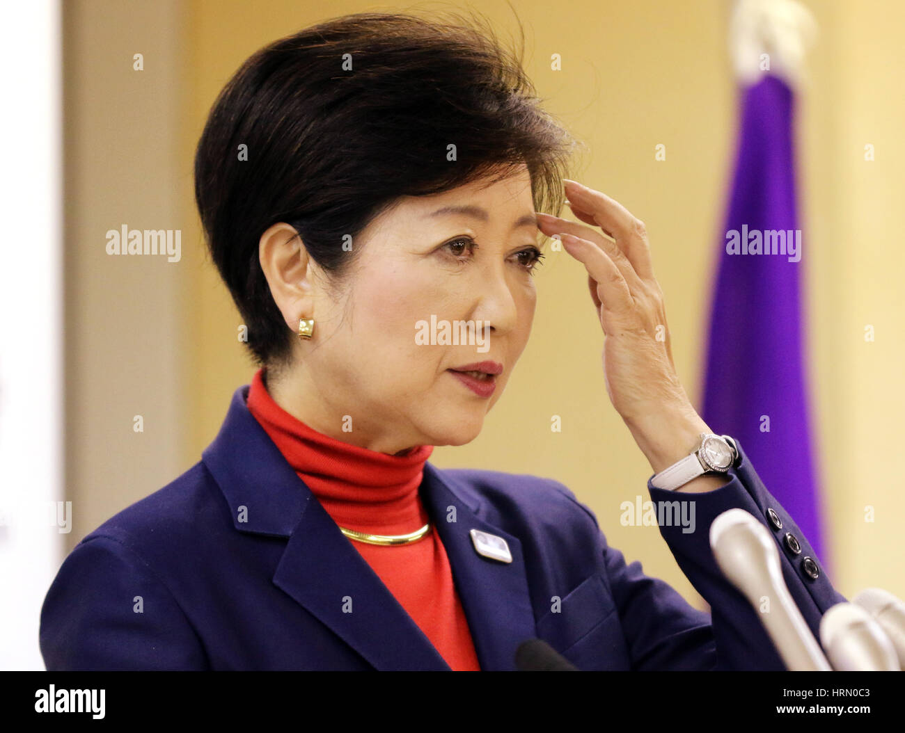 Tokyo, Japan. 3rd March 2017. Tokyo Governor Yuriko Koike speaks before press at the Tokyo Metropolitan Governemnt office in Tokyo on Friday, March 3, 2017. Former Tokyo Governor Shintaro Ishihara held a press conference and he said Koike had responsibility for the Tsukiji market relocation problem. Credit: Yoshio Tsunoda/AFLO/Alamy Live News Stock Photo