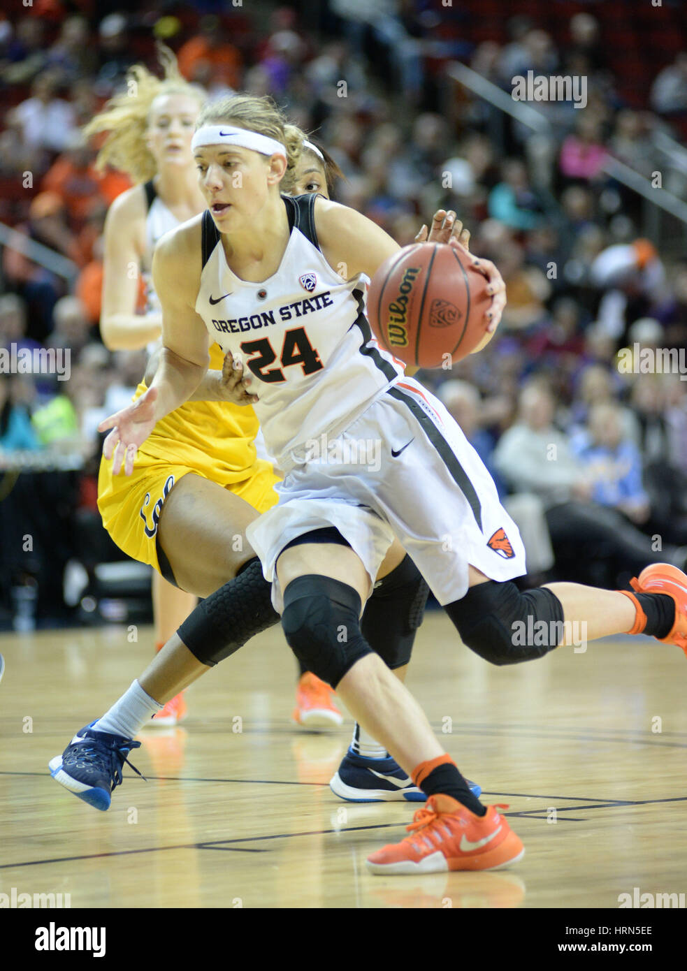 Seattle, WA, USA. 3rd Mar, 2017. OSU's point guard Sydney Wiese (24) drives to the basket during a PAC12 women's tournament game between the Oregon State Beavers and the Cal Bears. The game was played at Key Arena in Seattle, WA. Jeff Halstead/CSM/Alamy Live News Stock Photo