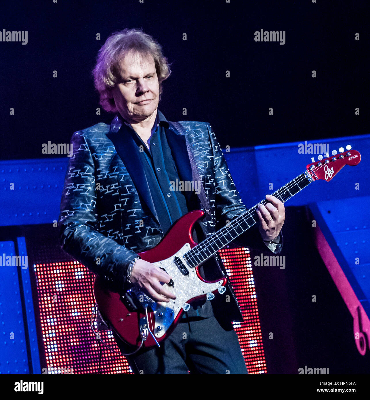 Costa Mesa, California, USA. 15th June, 2016. JAMES YOUNG Guitar for Styx 2016 Tour plays at the Pacific Amphitheater to a near sold out show. Credit: Dave Safley/ZUMA Wire/Alamy Live News Stock Photo