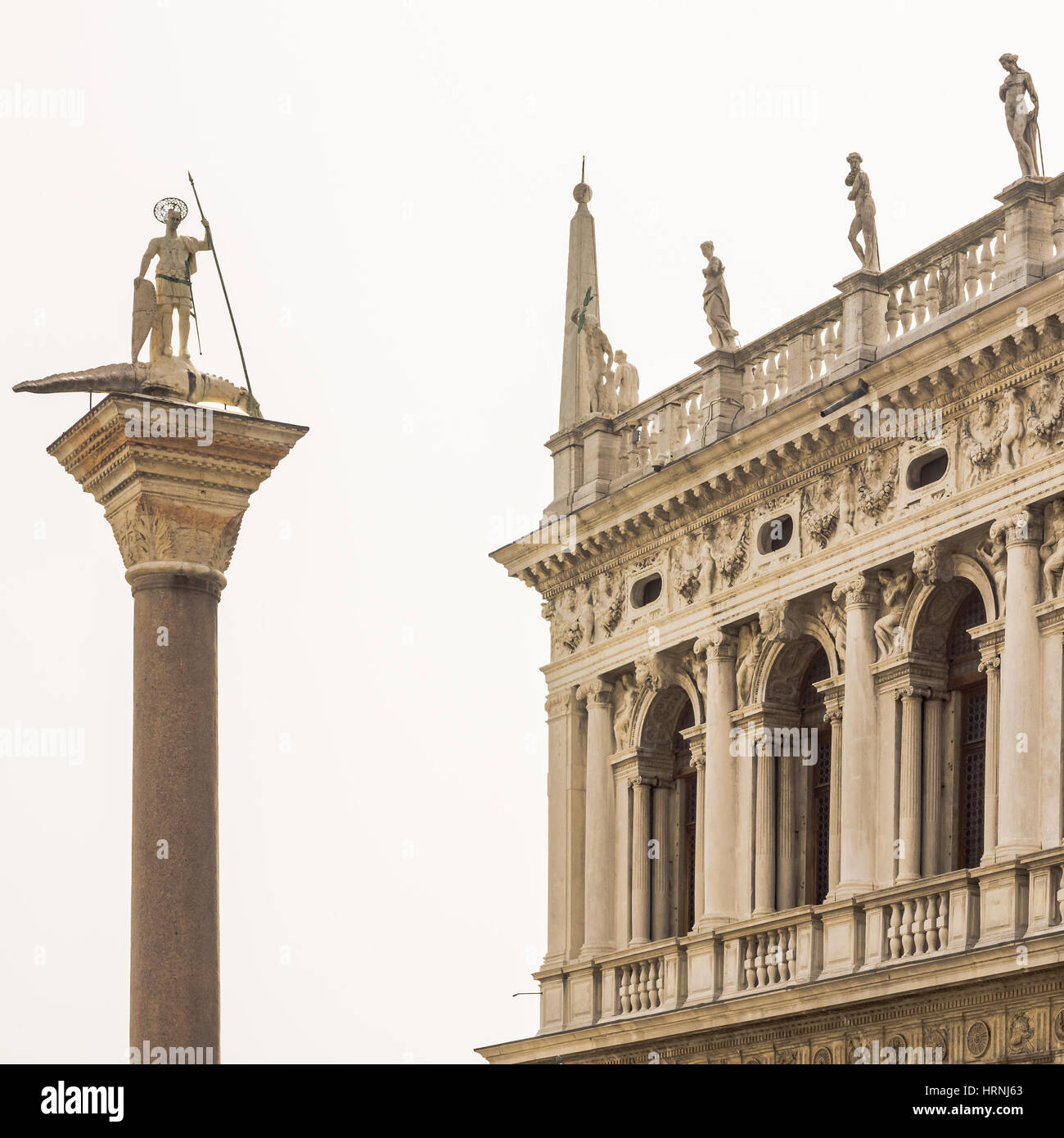 Column doge hi-res stock photography and images - Alamy