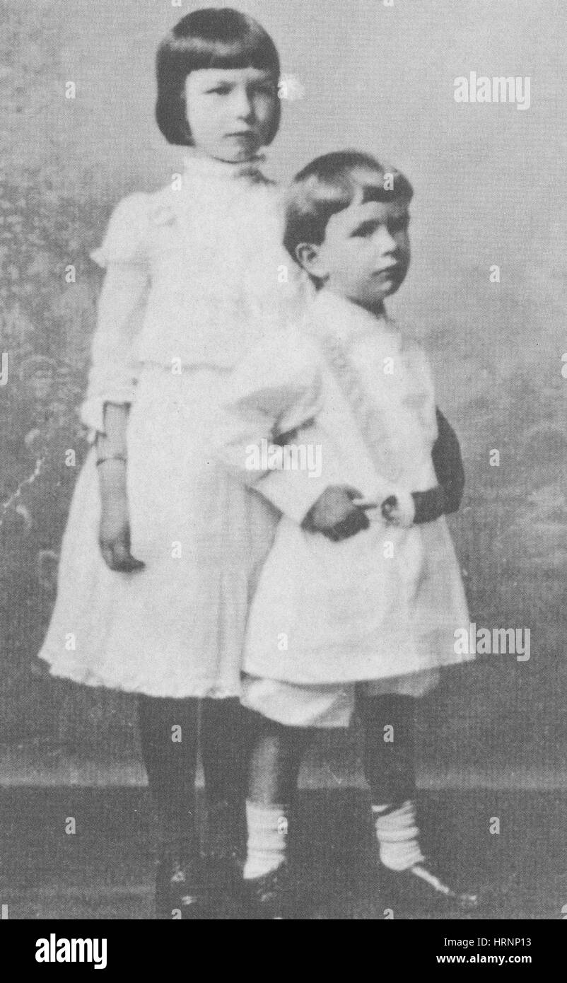 Young Buckminster and Lesley Fuller, 1899 Stock Photo