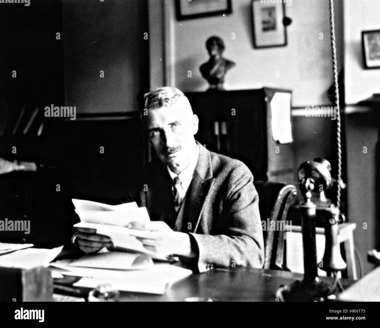 Archibald vivian hill hires stock photography and images Alamy