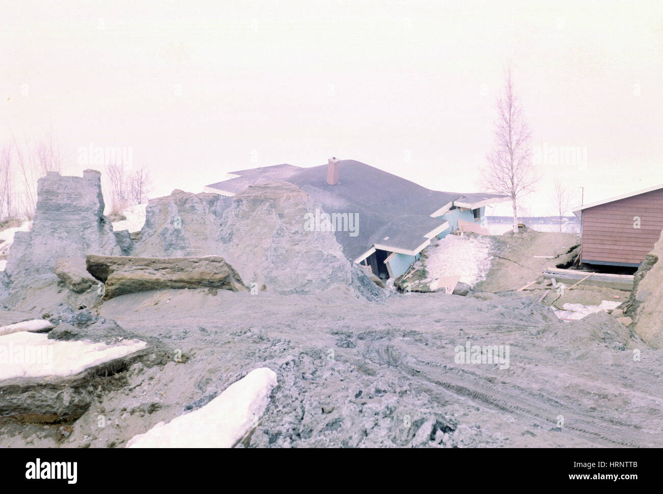 1964 earthquake damage hi-res stock photography and images - Alamy