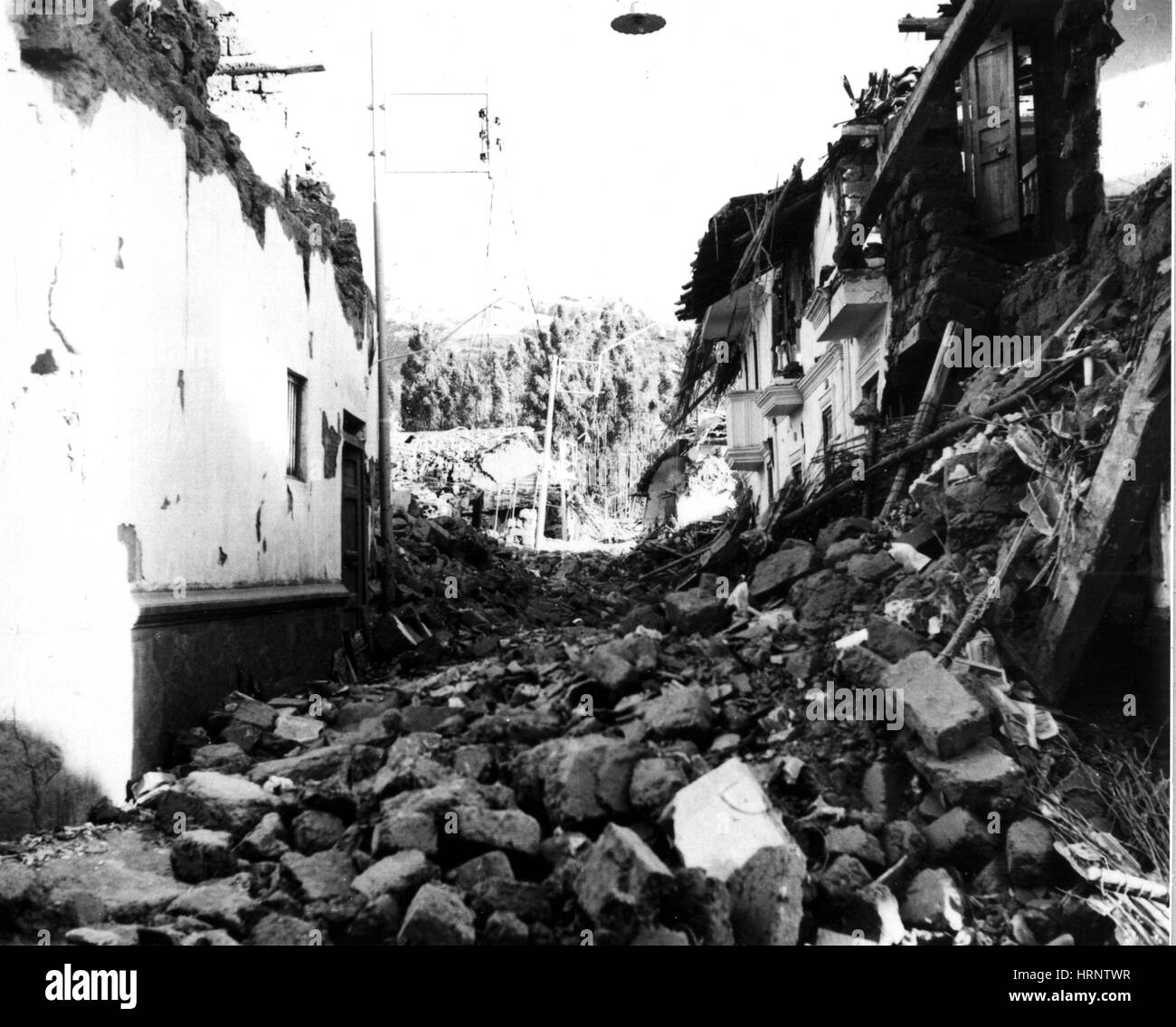 Землетрясение в 50 годах. Ашхабадское землетрясение 1948. Землетрясение в Ашхабаде в 1948. Ашхабад до землетрясения 1948. Ашхабадское землетрясение 1966.