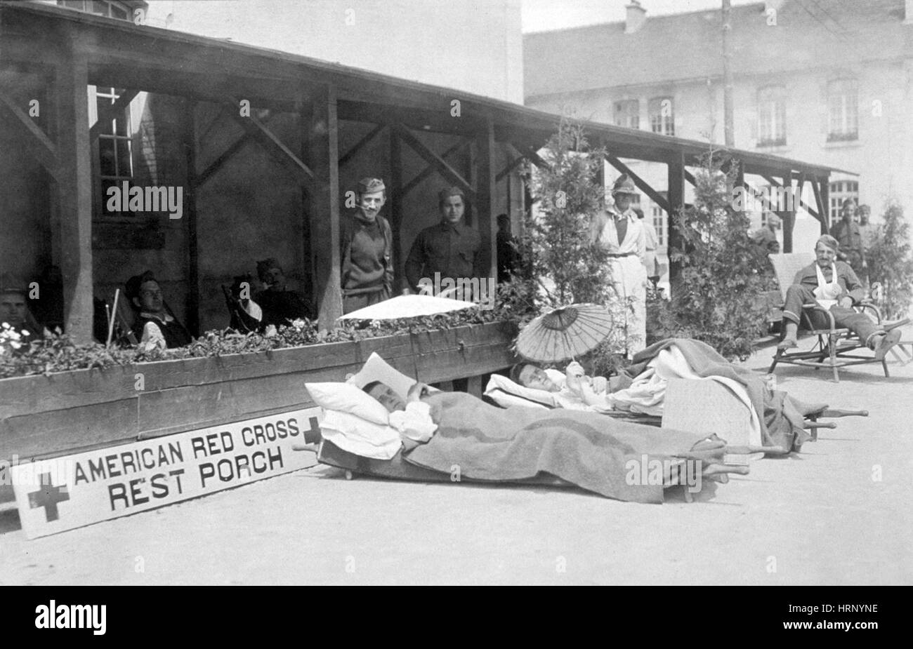 WWI, American Red Cross Rest Porch Stock Photo