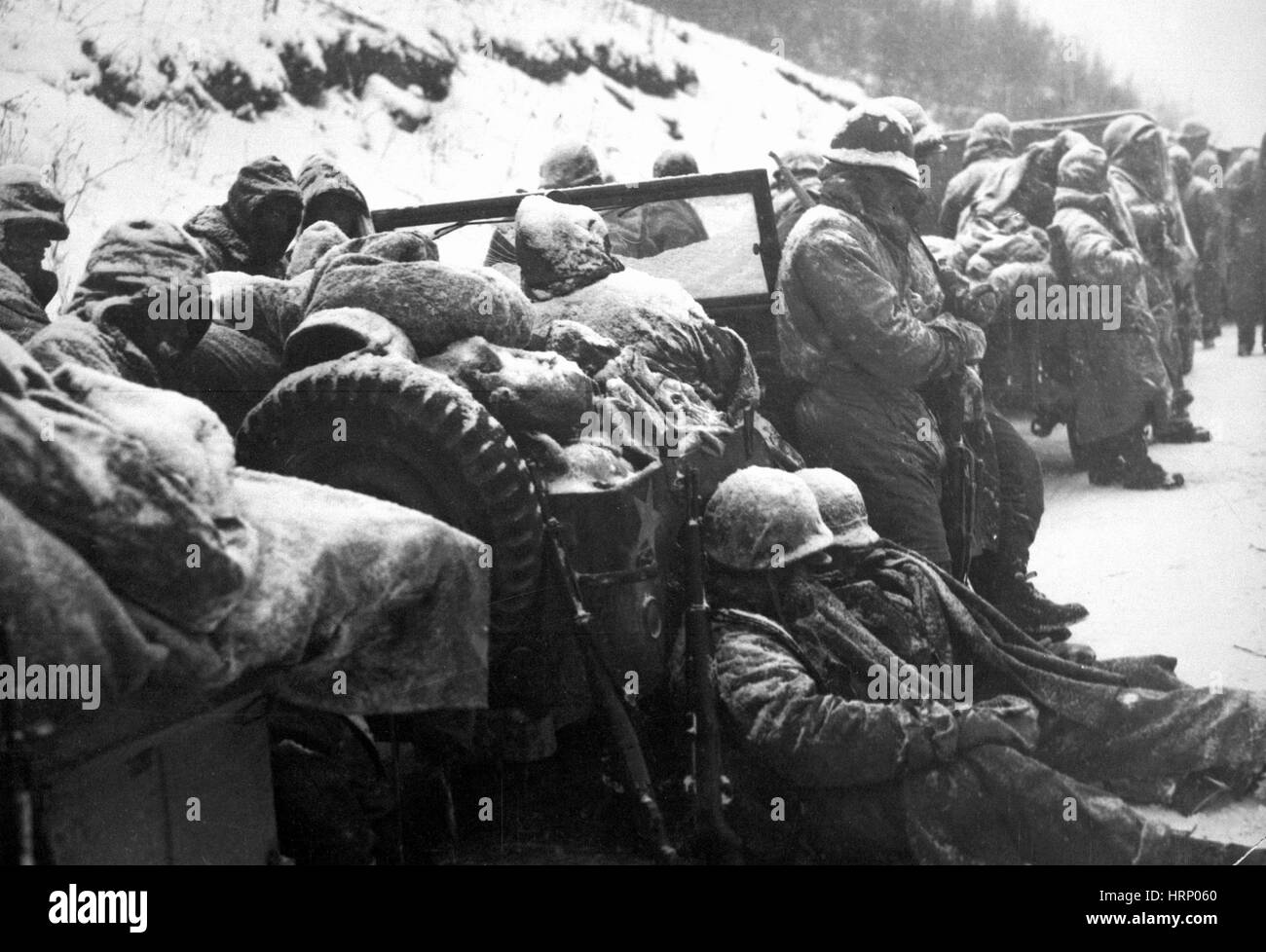 Korean War, Battle Exhausted Marines, 1950 Stock Photo