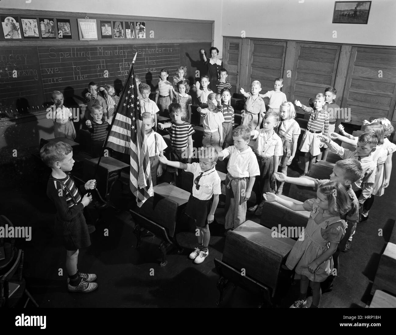 Pledge allegiance children classroom Black and White Stock Photos