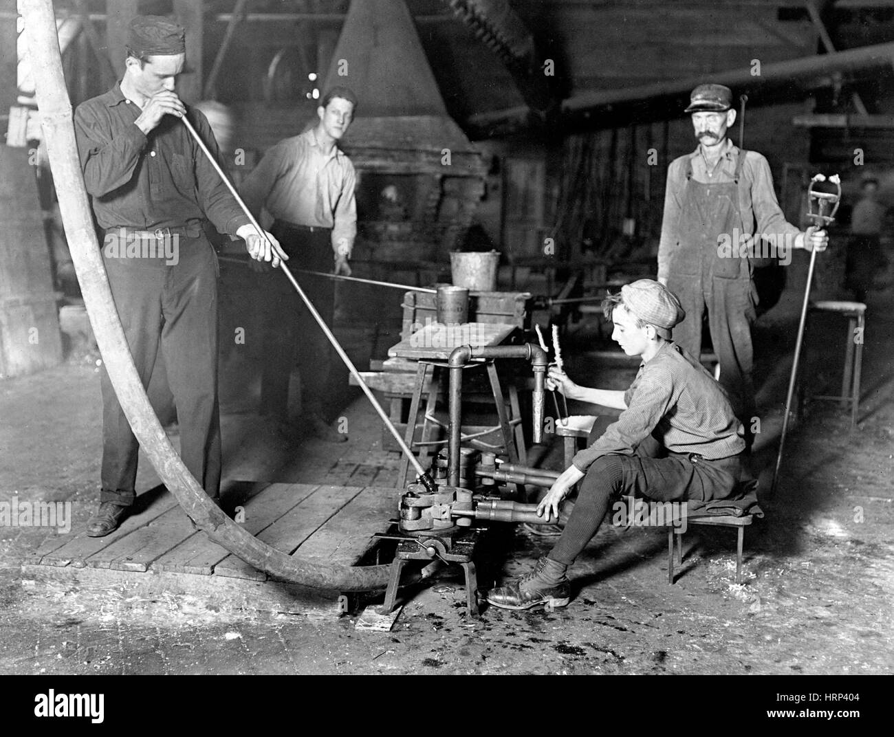 West Virginia Glass Blower and Mold Boy, 1908 Stock Photo Alamy