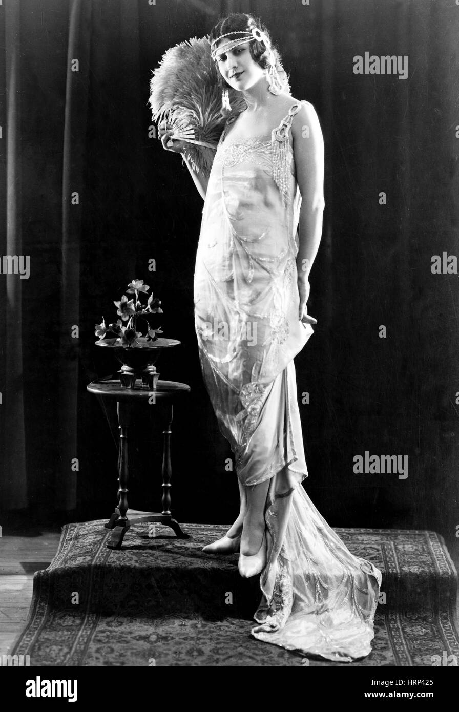 Women's Fashion, Evening Gown by Lucile, 1921 Stock Photo