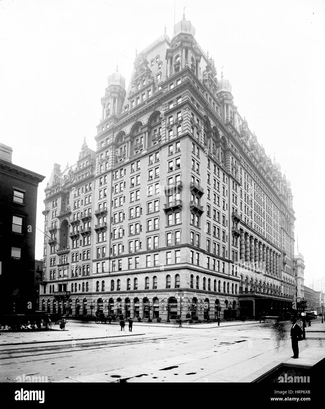 NYC, Original Waldorf-Astoria Hotel, 1900 Stock Photo - Alamy, image size:1105x1390