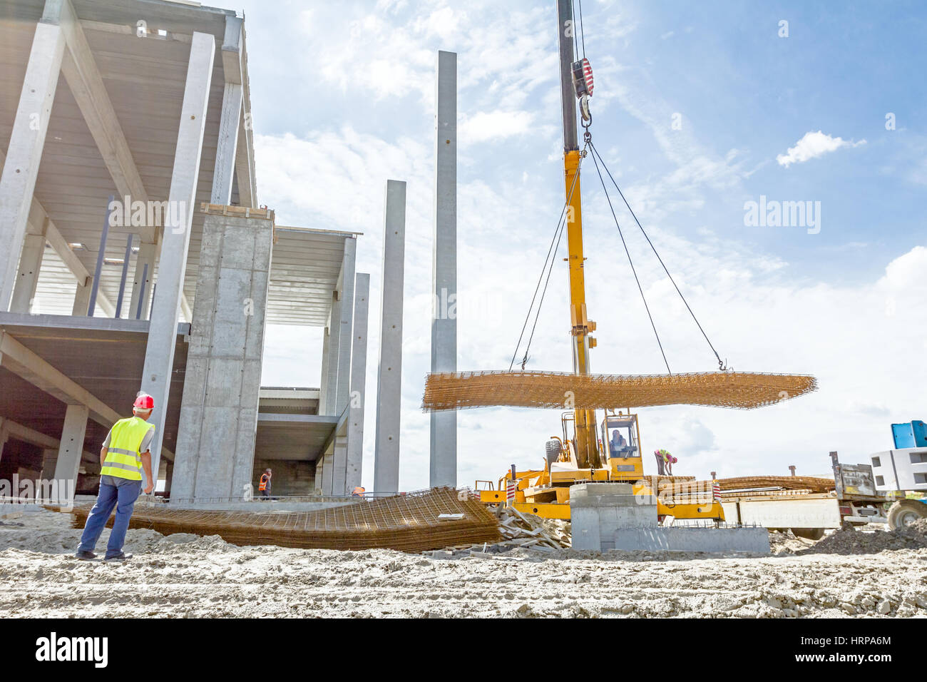 Truck Unloading Crane at Byron Wells blog
