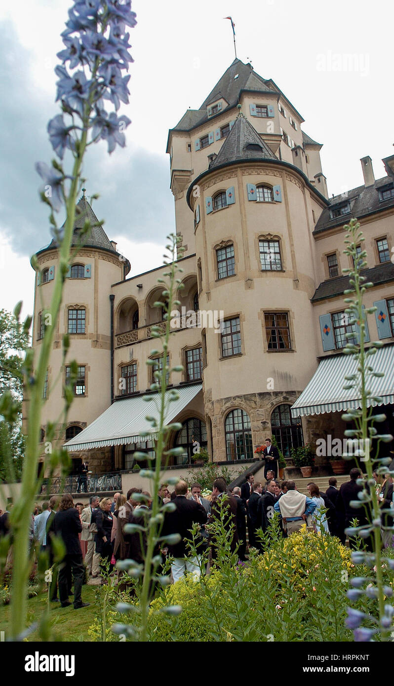 Colmar-Berg, Luxembourg, View of Colmar-Berg Castel, residence of the Grand Duke Henri and Grand Duchess Maria-Teresa, during a garden party with Luxe Stock Photo