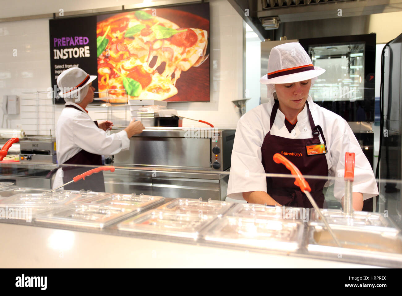 Supermarket Pizza High Resolution Stock Photography and Images Alamy
