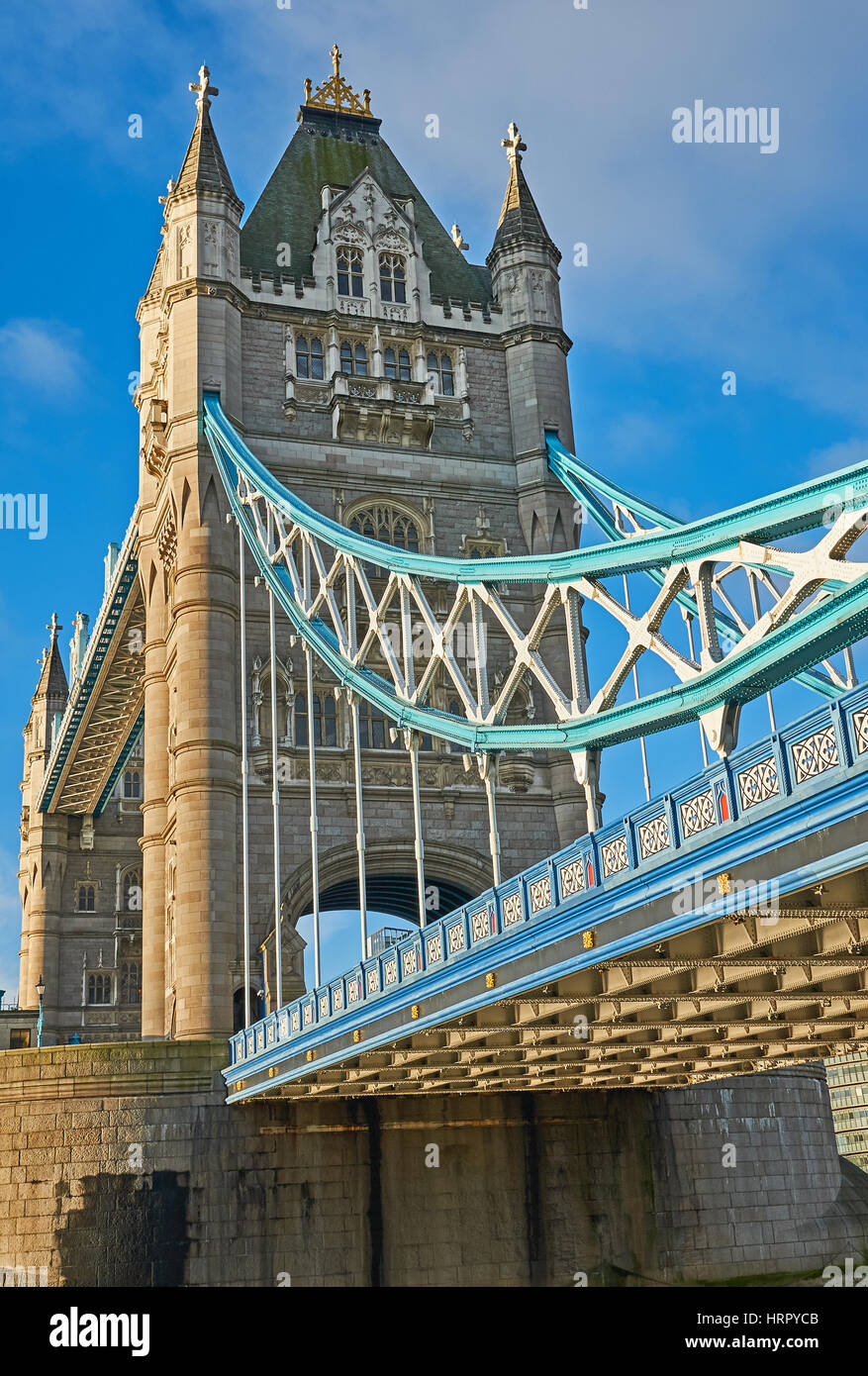 Tower Bridge is an ornate bascule bridge across the River Thames in London.. It is the most easterly bridge in the city and marks the Pool of London Stock Photo