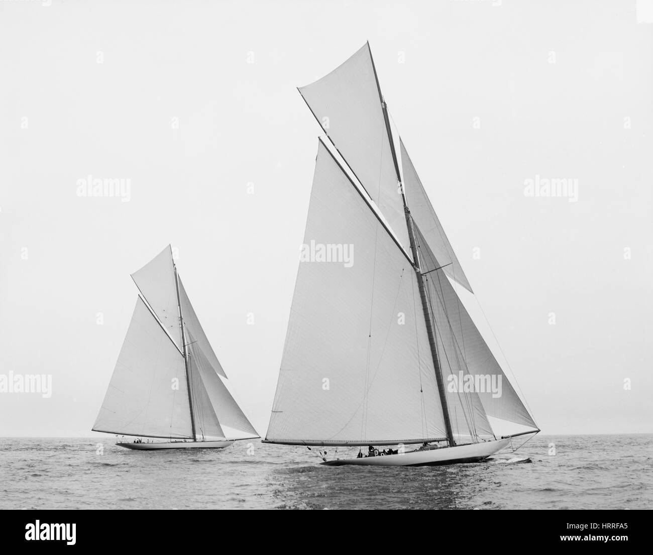 Reliance and Shamrock III, Start of America's Cup Race, Detroit Publishing Company, New York City Harbor, New York, USA, August 1903 Stock Photo