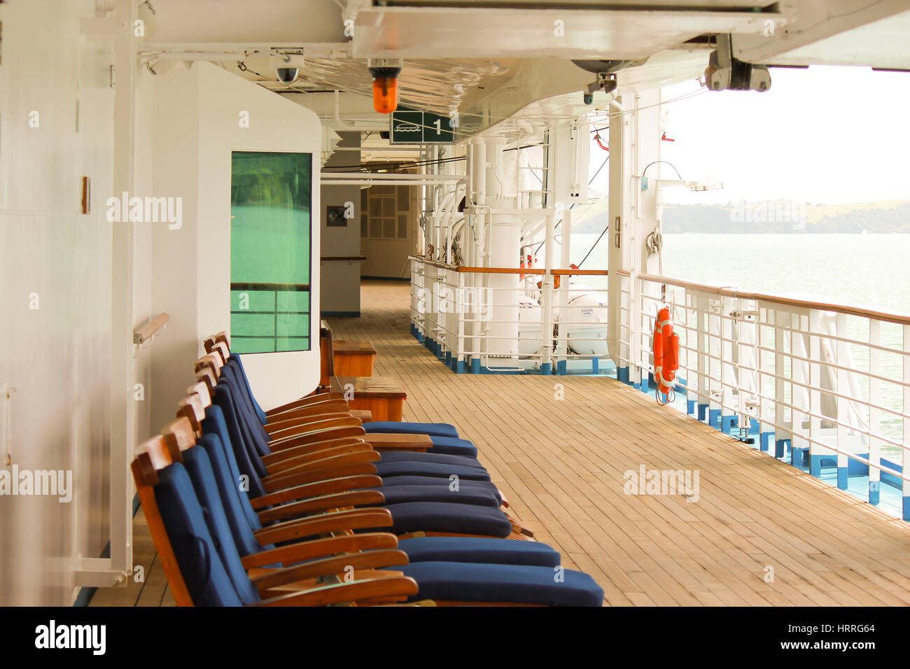 Cruise ship passengers deck chair hi-res stock photography and images ...
