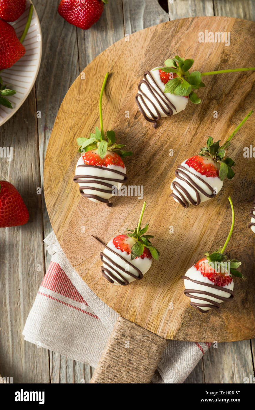 Chocolate covered strawberries hires stock photography and images Alamy