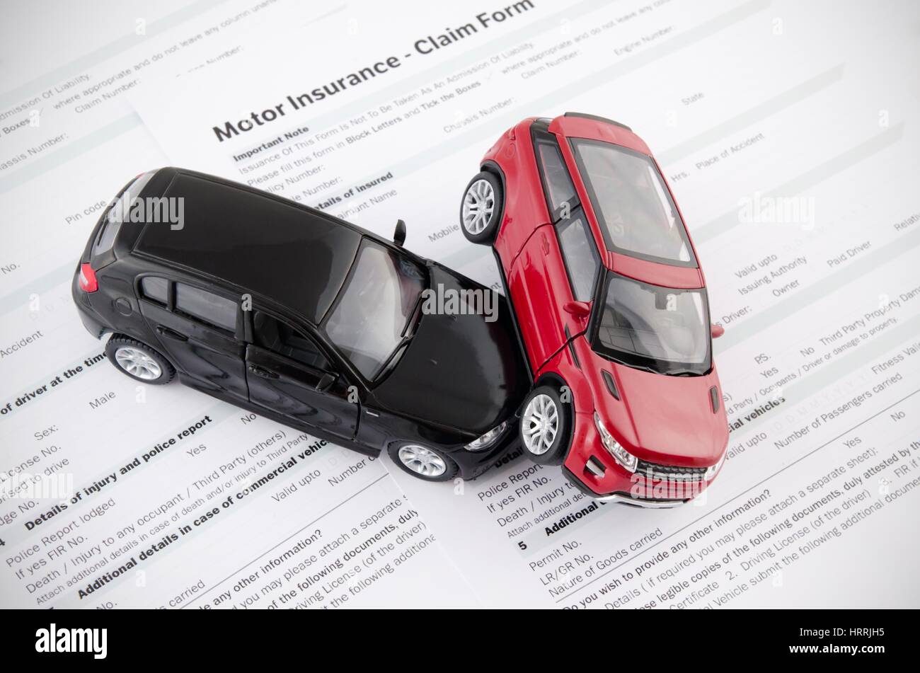 Motor insurance claim form. Car crash and protection concept Stock Photo
